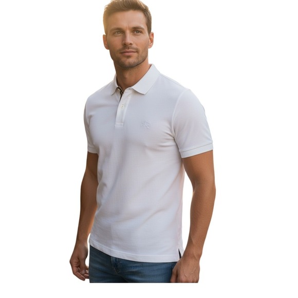 Burberry -NWOT Men's White Polo Shirt Classic Nova Check Collar‎ Size L